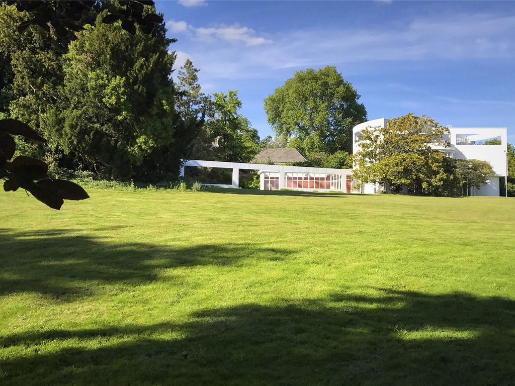 St Anns Hill Road St Anns Hill Surrey KT16