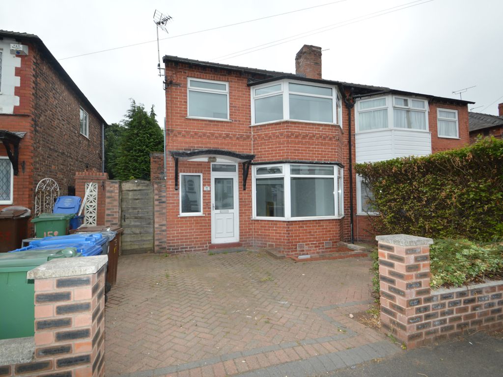 3 bed semidetached house to rent in Albert Avenue, Prestwich