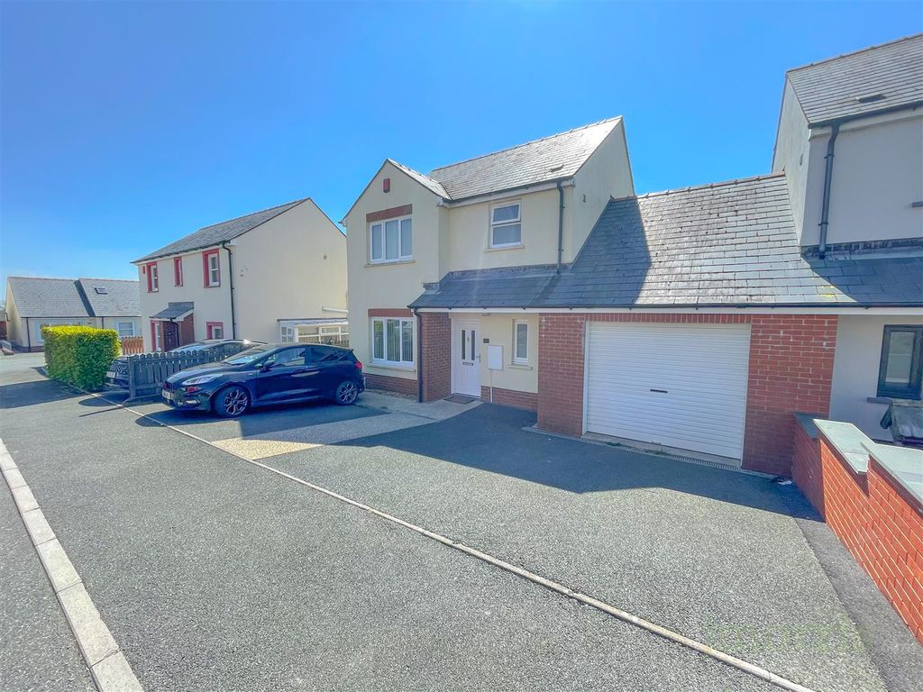3 bed detached house for sale in Maes Yr Yrfa, Crymych SA41 Zoopla
