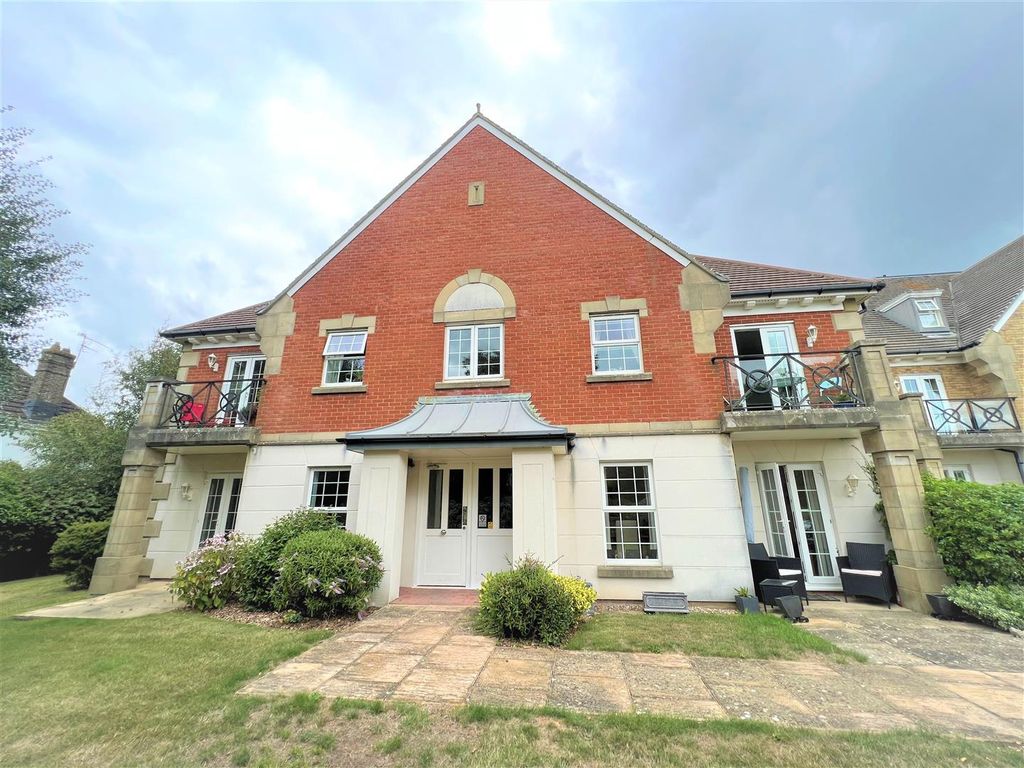 2 bed flat to rent in Jasmine Way, BexhillOnSea TN39, £1,200 pcm Zoopla