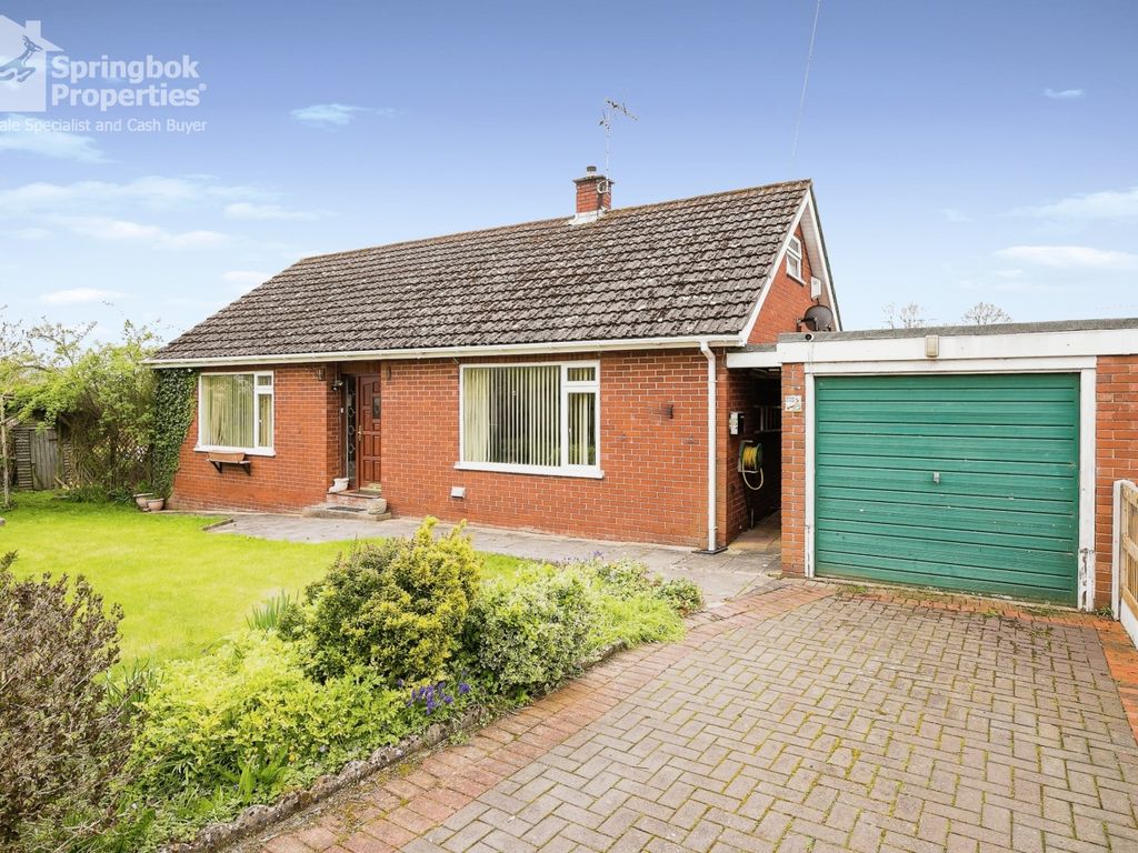 3 bed detached bungalow for sale in Berwyn Avenue, Wrexham, Clwyd LL14