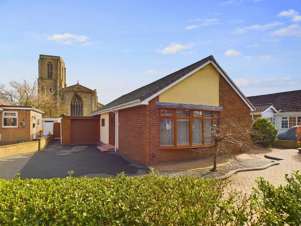 2 bed detached bungalow for sale in Church Road, Wawne, Hull HU7, £