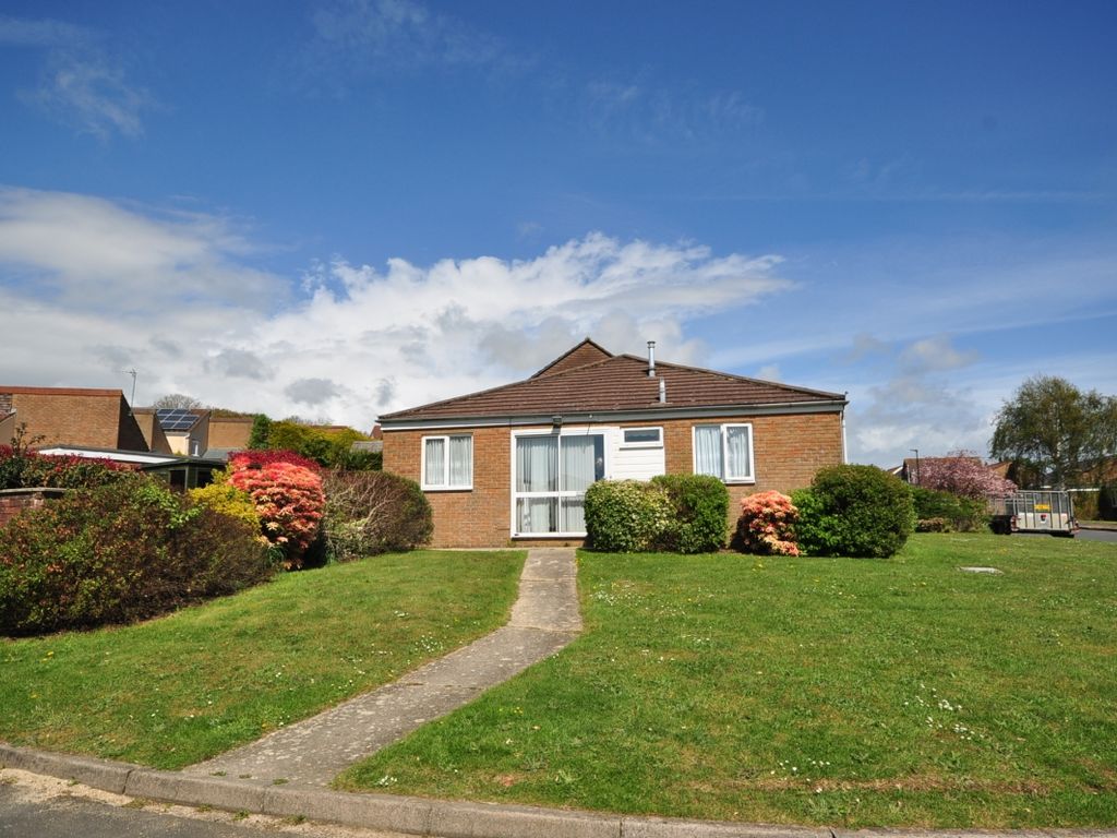 3 bed bungalow to rent in Forest Way, Winford, Sandown PO36 Zoopla