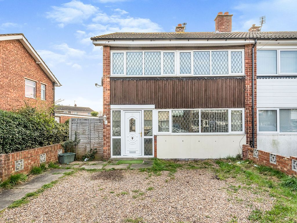 3 bed semidetached house for sale in Derwent Drive, Kirk Sandall