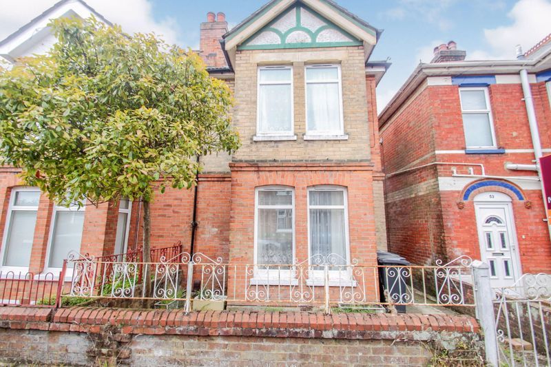 4 bed semidetached house for sale in Hankinson Road, Winton