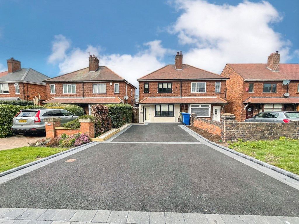 2 bed semidetached house for sale in Tamworth Road, Amington, Tamworth