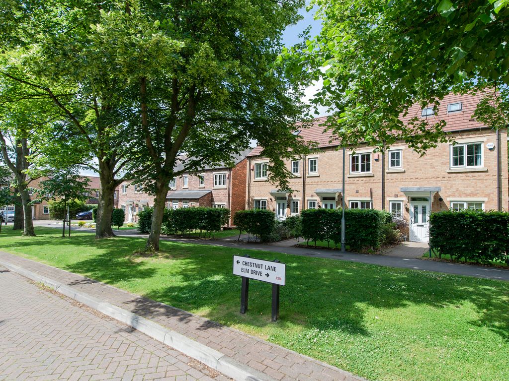 3 bed terraced house for sale in Chestnut Lane, Killingbeck, Leeds LS14