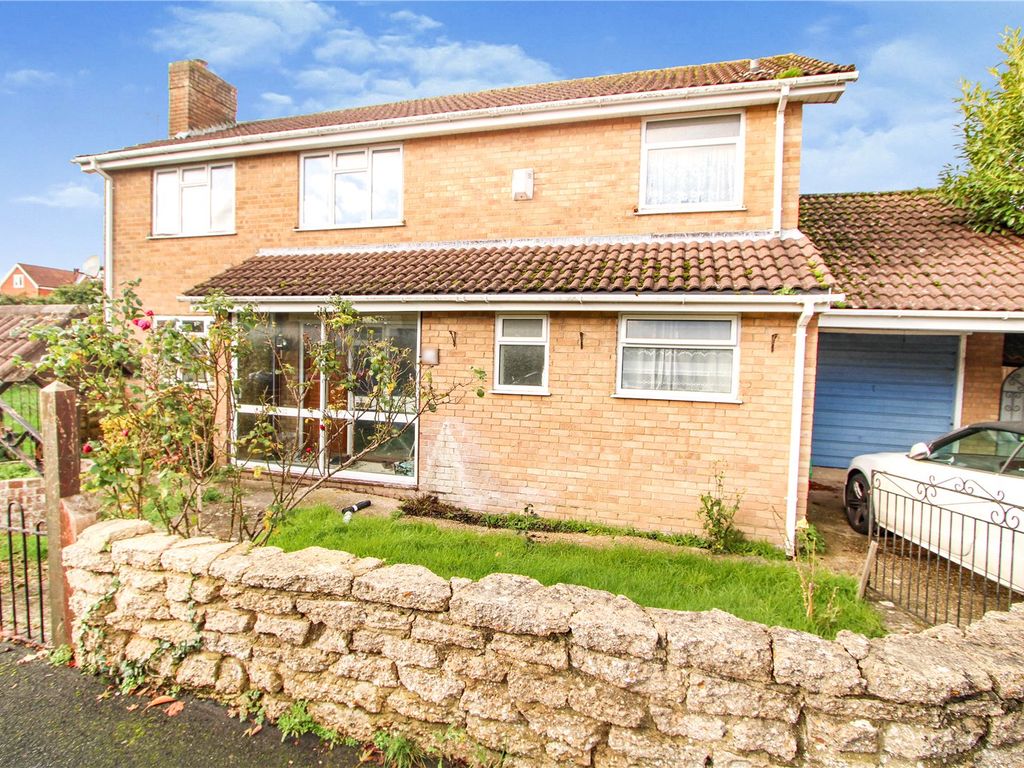 4 bed detached house for sale in Merriemeade Close, Dibden Purlieu