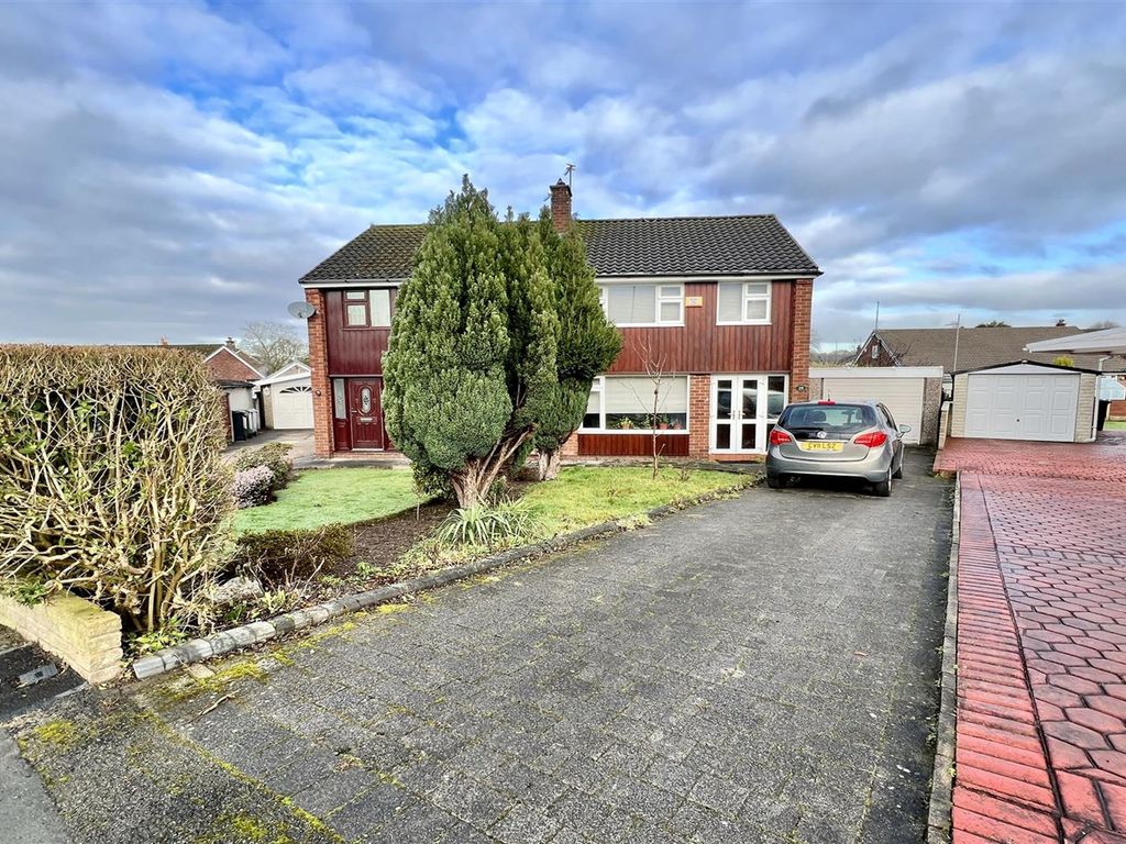 3 bed semidetached house for sale in Fir Close, Poynton, Stockport SK12 Zoopla