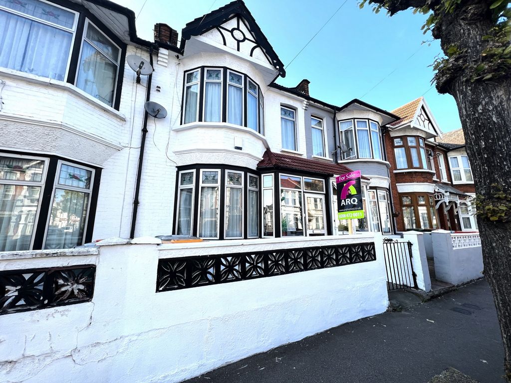 3 bed terraced house for sale in Central Park Road, East Ham E6 Zoopla