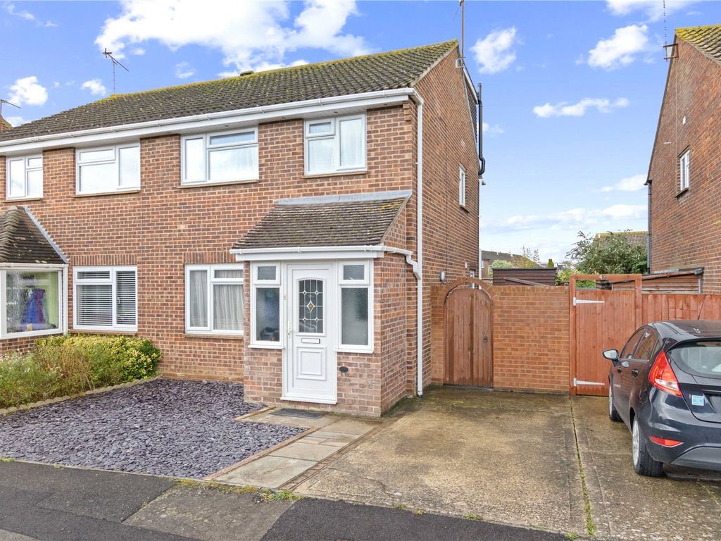 3 bed semidetached house for sale in Osprey Gardens, Bognor Regis, West Sussex PO22, £315,000