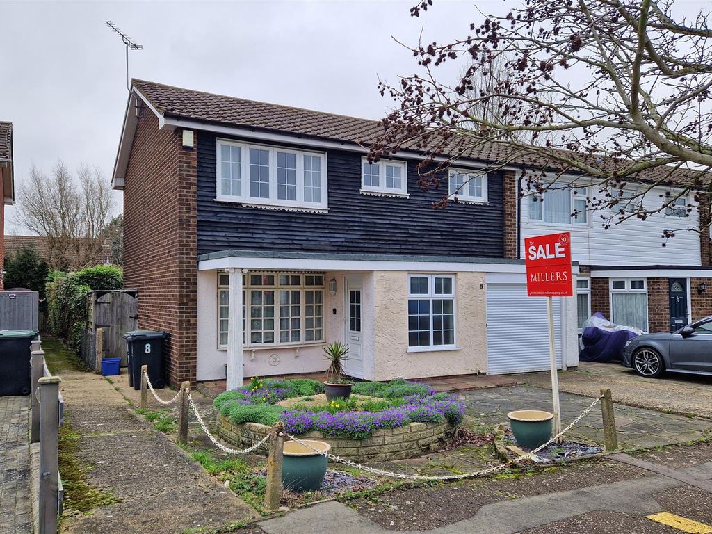 3 bed end terrace house for sale in Rowley Mead, Thornwood, Epping CM16