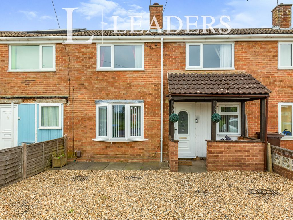 3 bed terraced house to rent in Meadowcroft, Aylesbury HP19 Zoopla