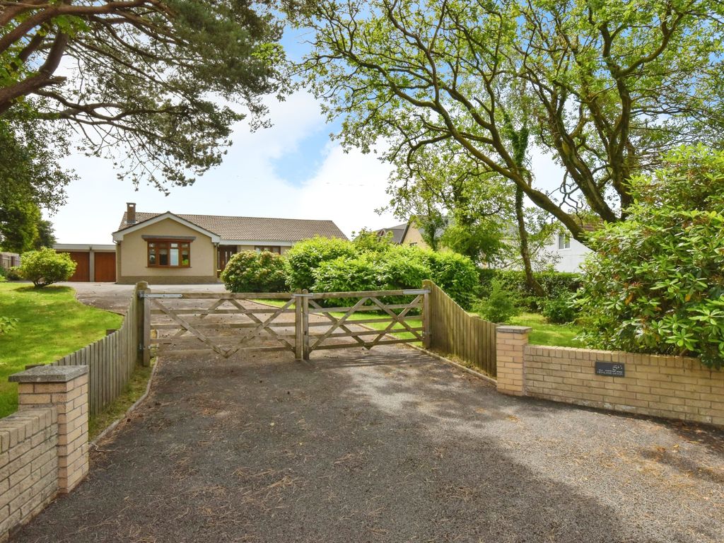 3 bed bungalow for sale in Rehoboth Road, Five Roads, Llanelli