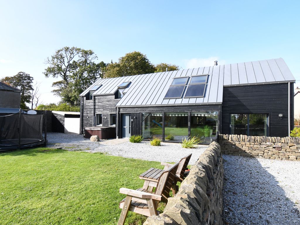 5 bed detached house for sale in Montrose DD10, £400,000 Zoopla