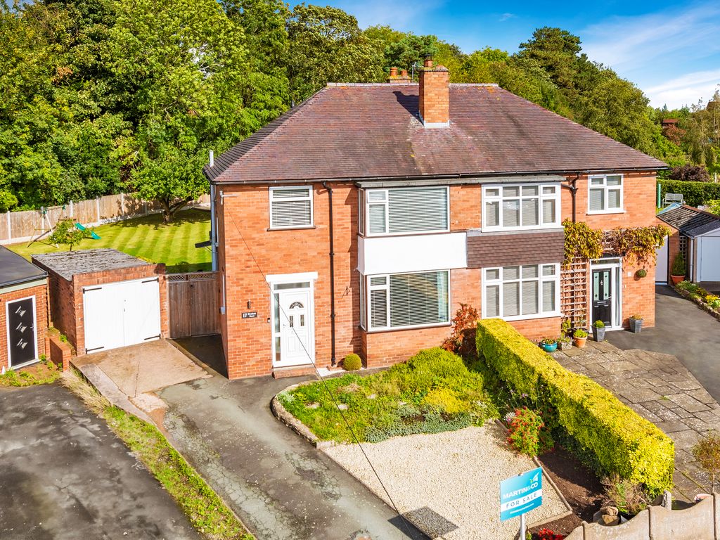 3 bed semidetached house for sale in Elmfield Road, Belvidere