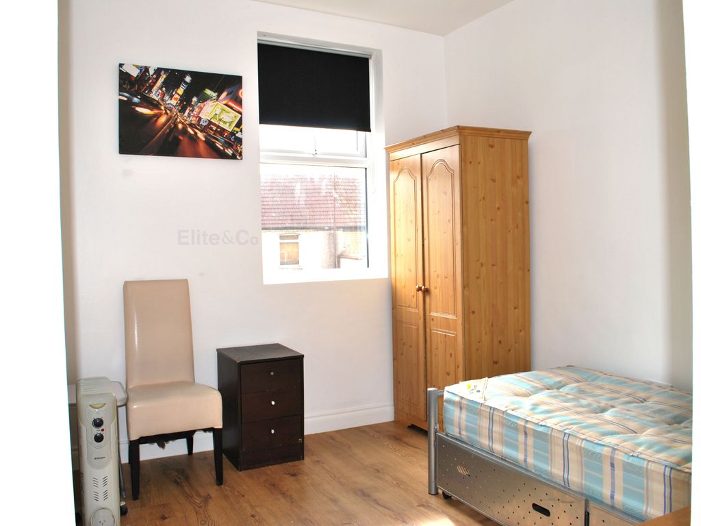 1 bed flat to rent in Flat Share, Beckenham BR3 Zoopla