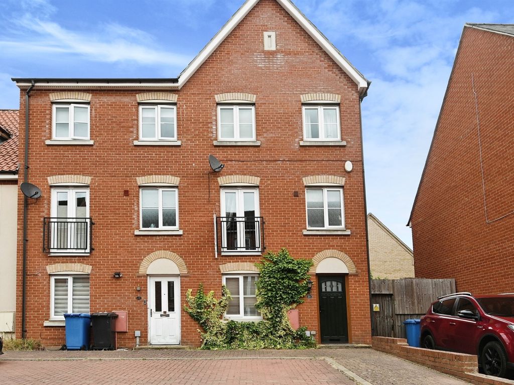 4 bed town house for sale in Fulham Way, Ipswich IP1 Zoopla