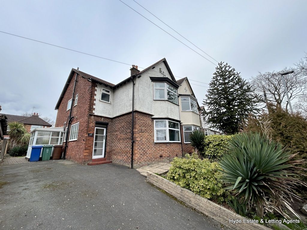 4 bed semidetached house for sale in Polefield Road, Prestwich