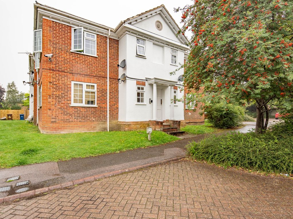 1 bed flat to rent in Kingfisher Way, Bicester OX26 Zoopla