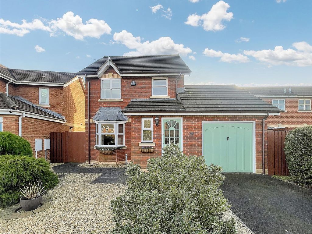 3 bed detached house for sale in Heron Gardens, Portishead, Bristol