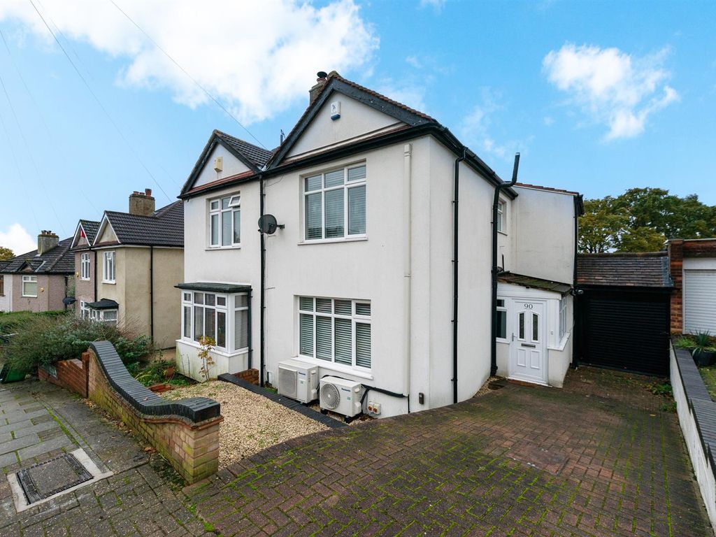 3 bed semidetached house for sale in Kynaston Road, Bromley BR1, £