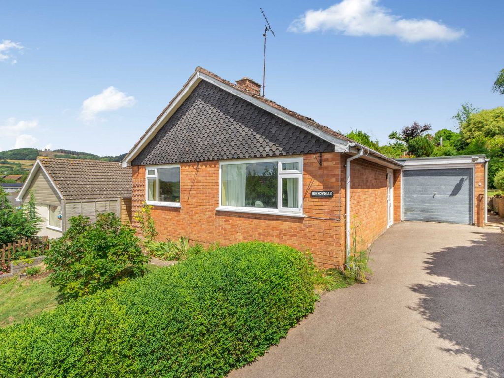 2 bed bungalow for sale in Duchess Close, Monmouth, Monmouthshire NP25