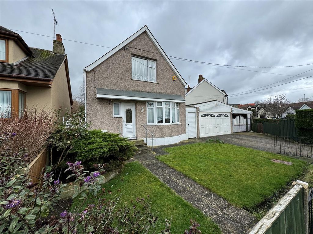 2 bed detached house for sale in Broad Oak Way, Rayleigh SS6, £445,000