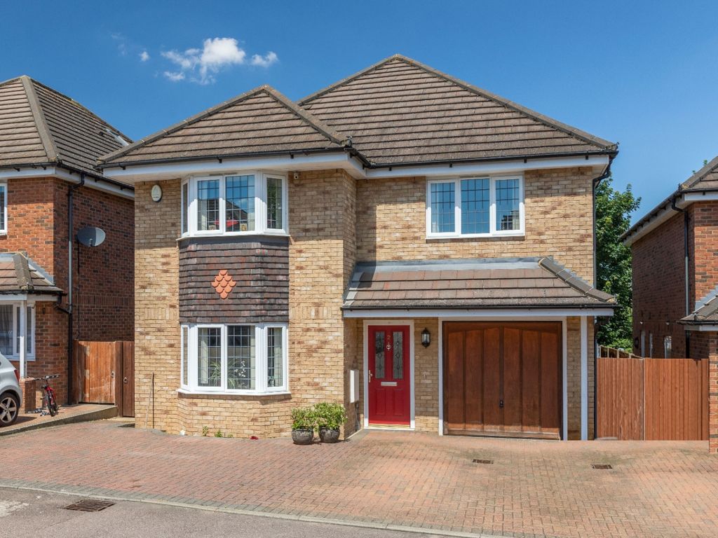 St. Andrews Grove, Luton LU3  