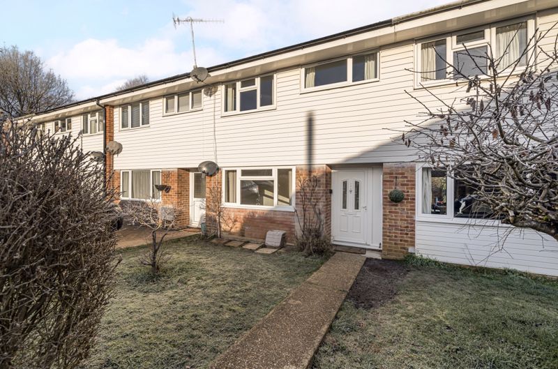 3 bed terraced house to rent in Busdens Way, Milford, Godalming GU8 Zoopla