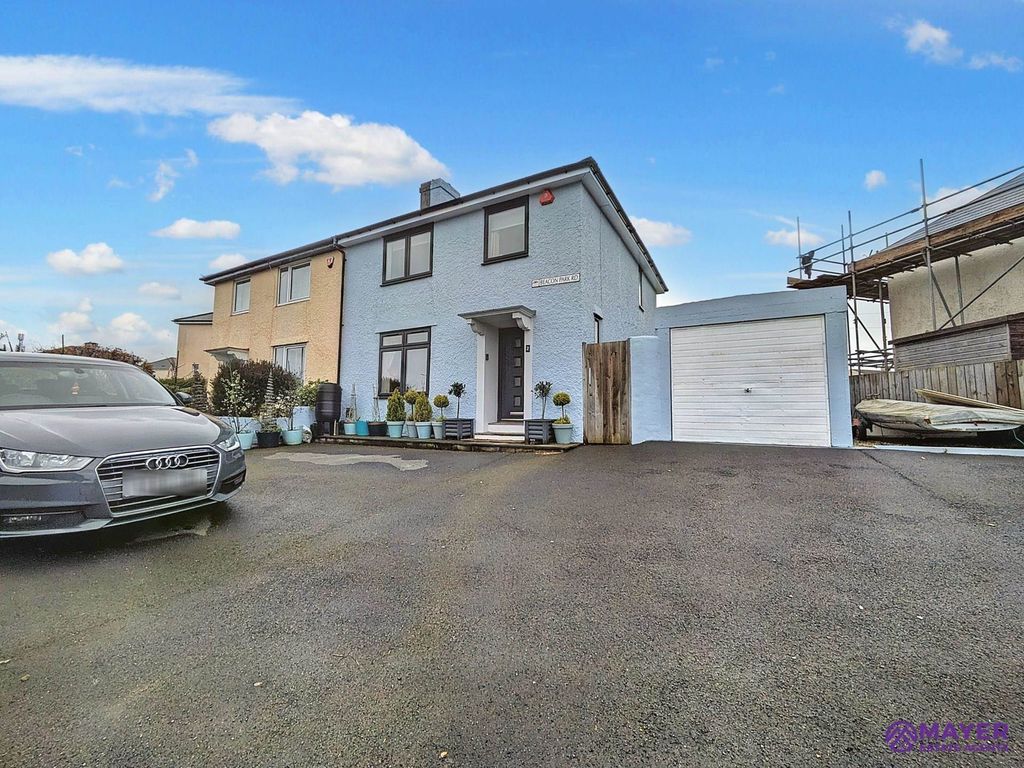 3 bed semidetached house for sale in Beacon Park Road, Plymouth PL2, £