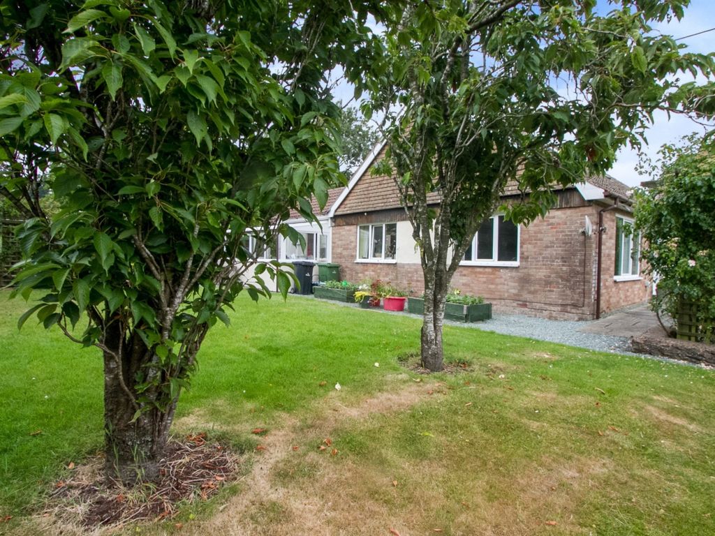 4 bed bungalow for sale in New Radnor, Presteigne, Powys LD8 Zoopla