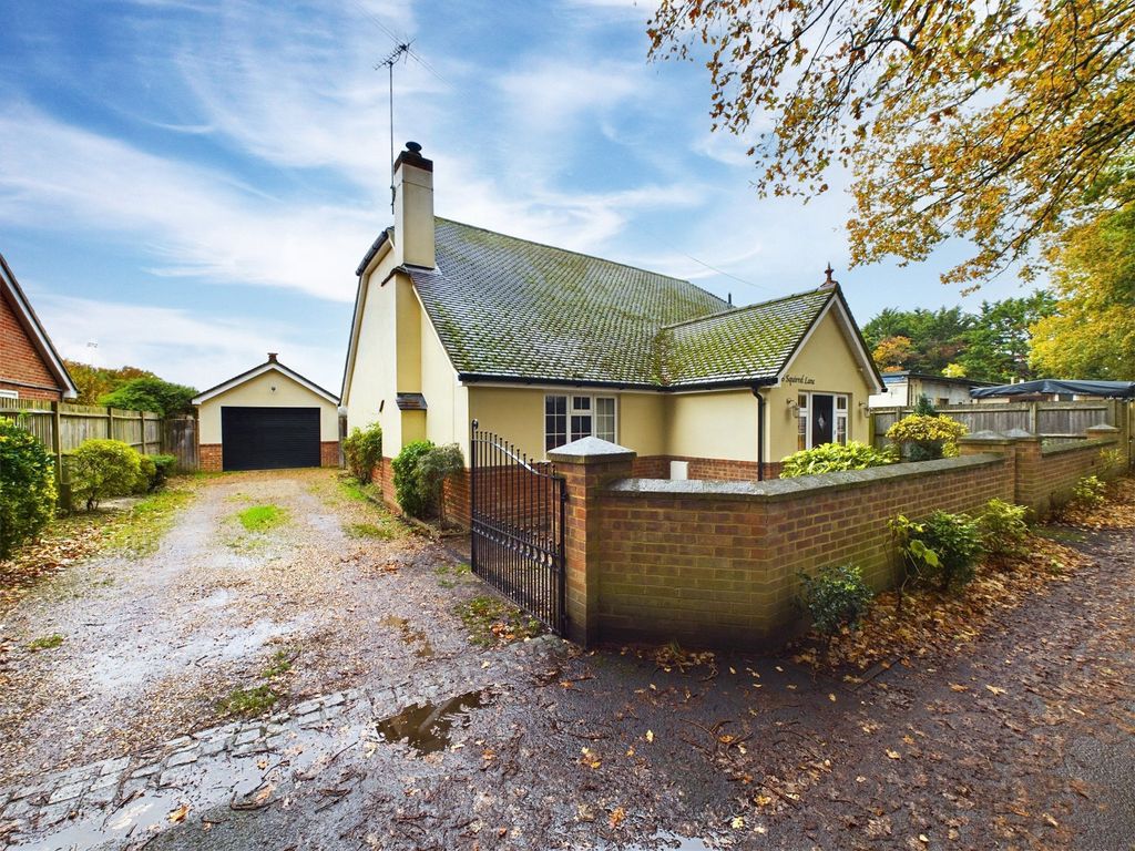 4 bed bungalow for sale in Squirrel Lane, Farnborough, Hampshire GU14