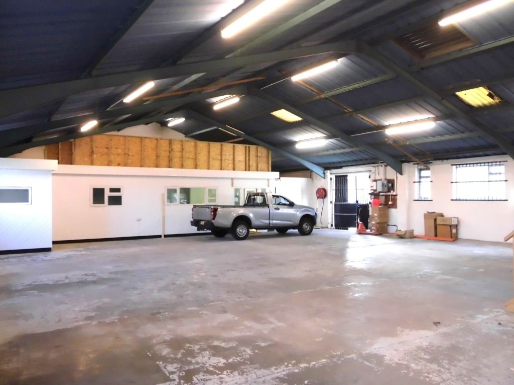 Industrial to let in Units 19 & 20, Cirencester Business Estate, Love