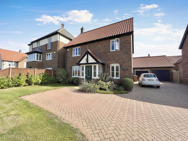 3 bed detached house for sale in Market Road, Bradwell, Great Yarmouth