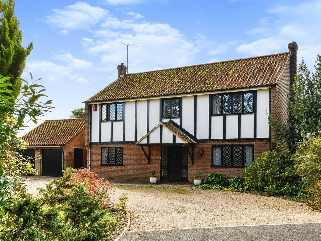 4 bed detached house for sale in Lynn Road, Grimston, King's Lynn PE32