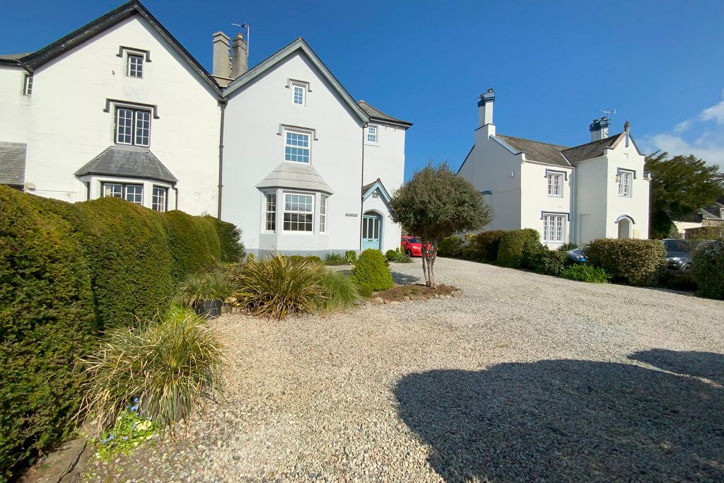 3 bed town house to rent in Plymouth Road, Tavistock, Devon PL19 Zoopla