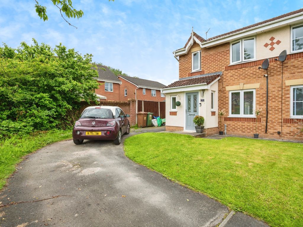 4 bed semidetached house for sale in Telford Drive, St. Helens