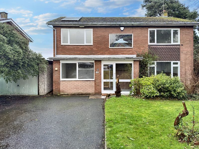 4 bed detached house for sale in Dee Close, Wellington, Telford TF1, £
