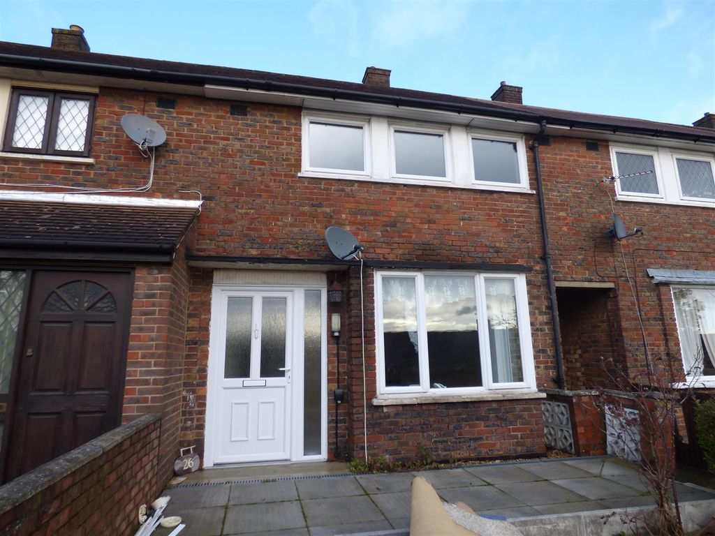 3 bed property to rent in Reston Path, Borehamwood WD6, £1,600 pcm Zoopla