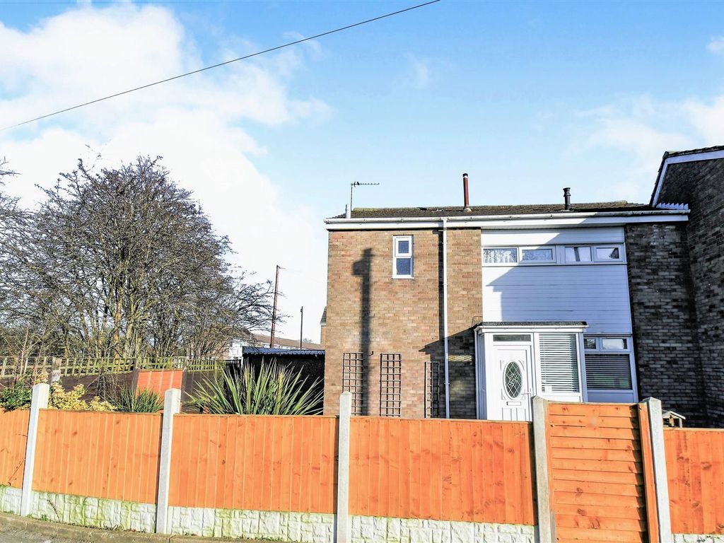 2 bed end terrace house for sale in Grimscott Close, Bransholme, Hull