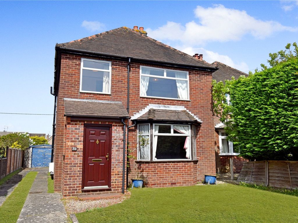 3 bed detached house for sale in Lower Way, Thatcham RG19 Zoopla