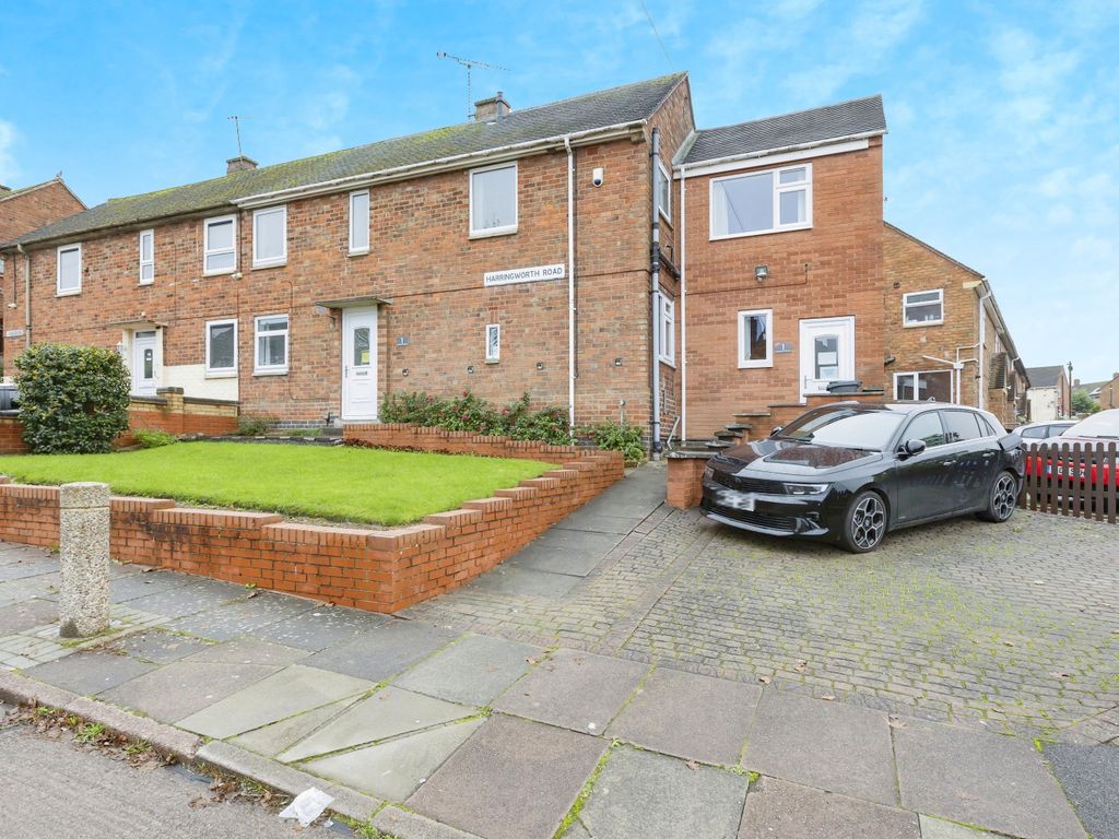 4 bed semidetached house for sale in Harringworth Road, Leicester