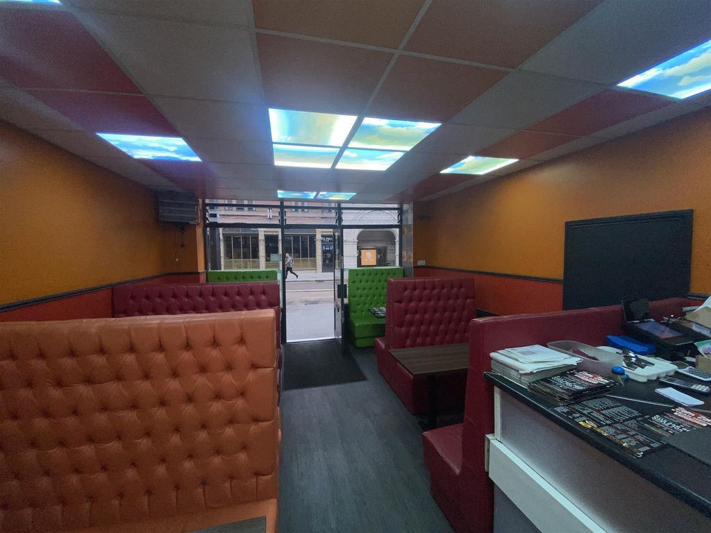 Restaurants LS2, West Yorkshire  