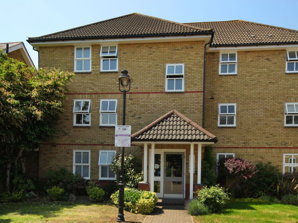 2 bed flat for sale in Alfred Close, Chiswick W4 Zoopla