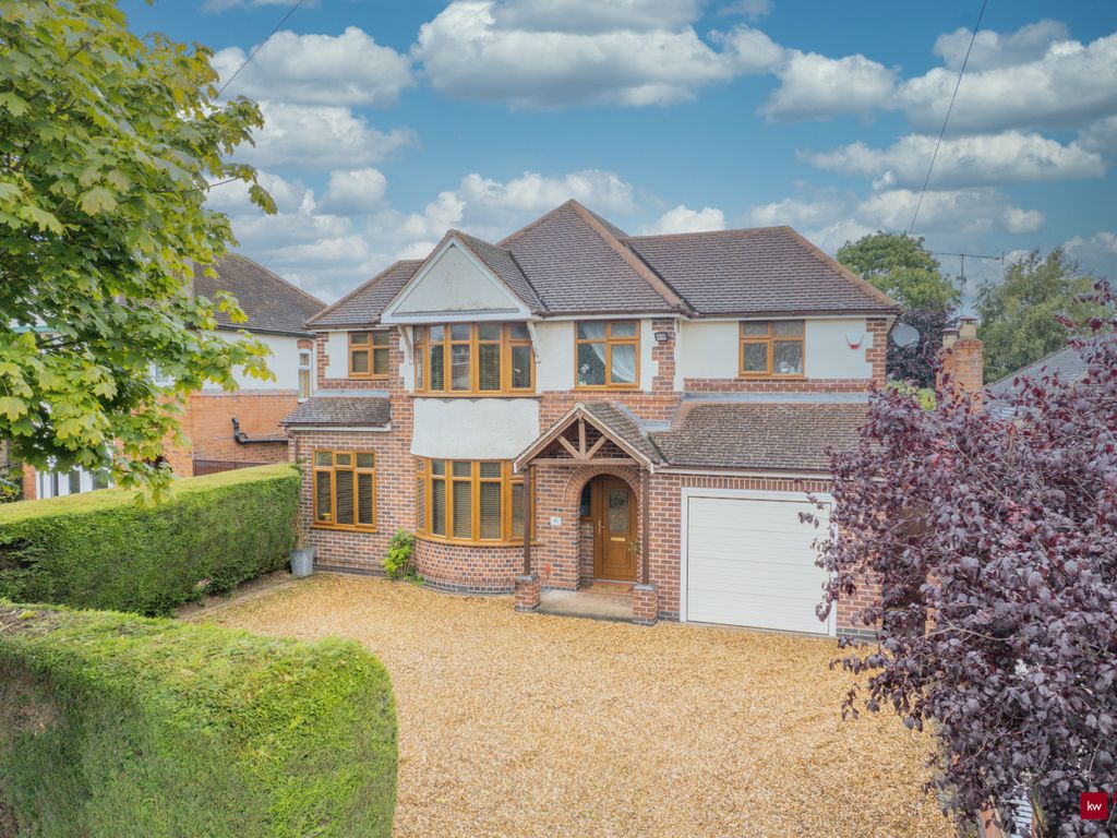 4 bed detached house for sale in Hinckley Road, Barwell, Leicestershire LE9, £485,000 Zoopla