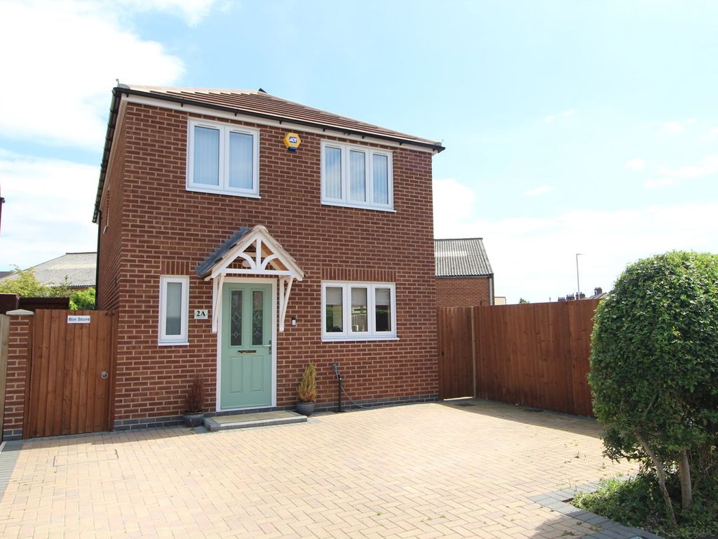 3 bed detached house for sale in Feilding Way, Lutterworth LE17, £