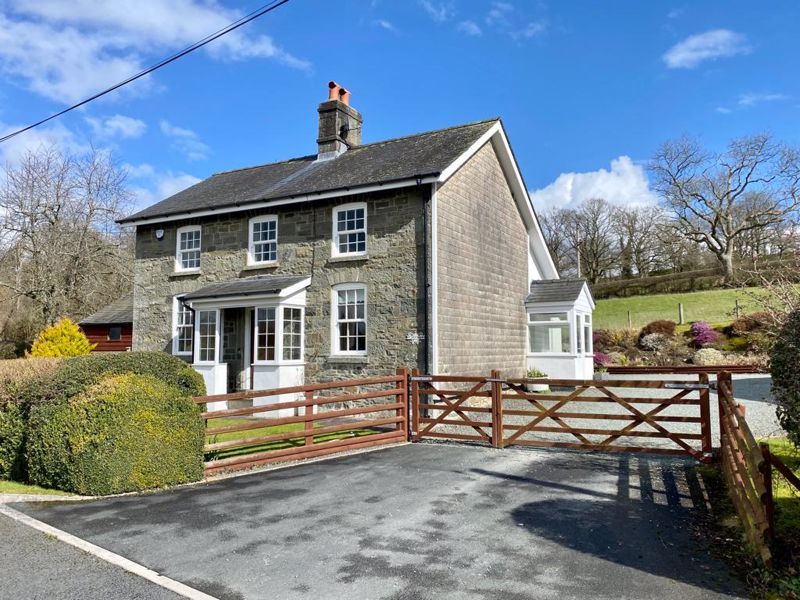 3 bed detached house for sale in Llanelwedd, Builth Wells LD2 Zoopla