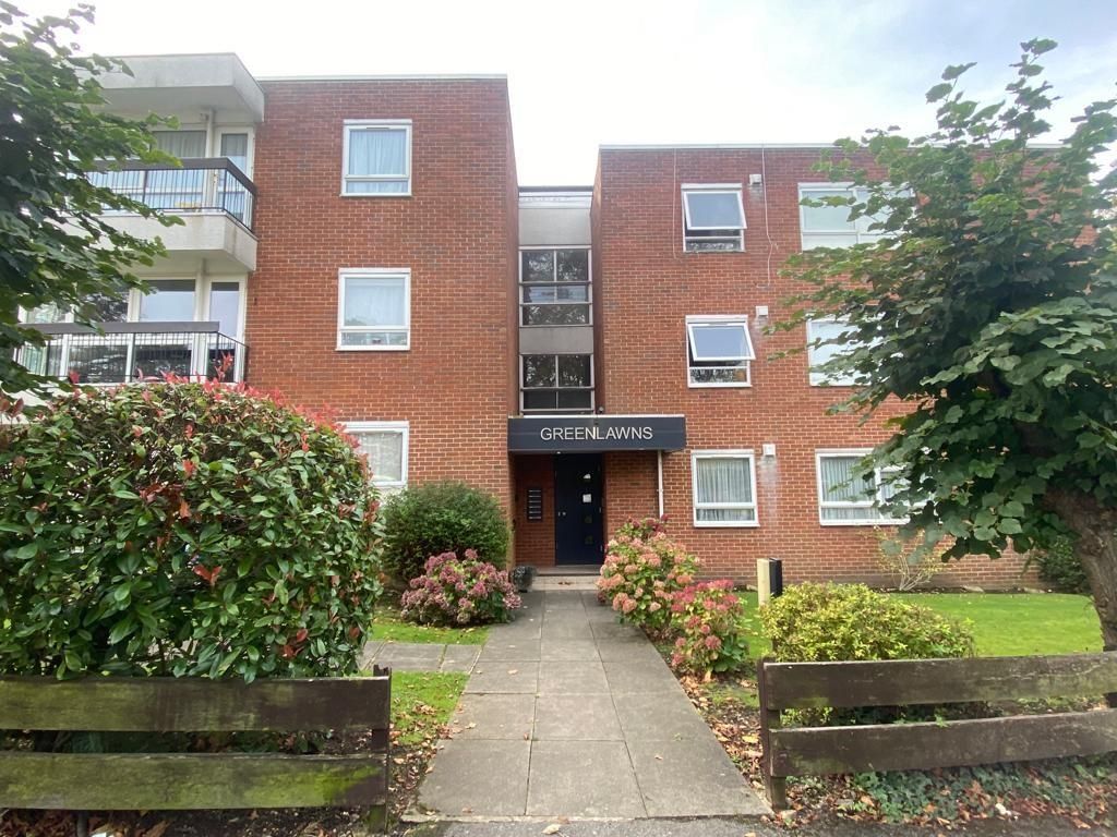 2 bed flat for sale in Hendon Lane, Finchley, London N3, £525,000 Zoopla