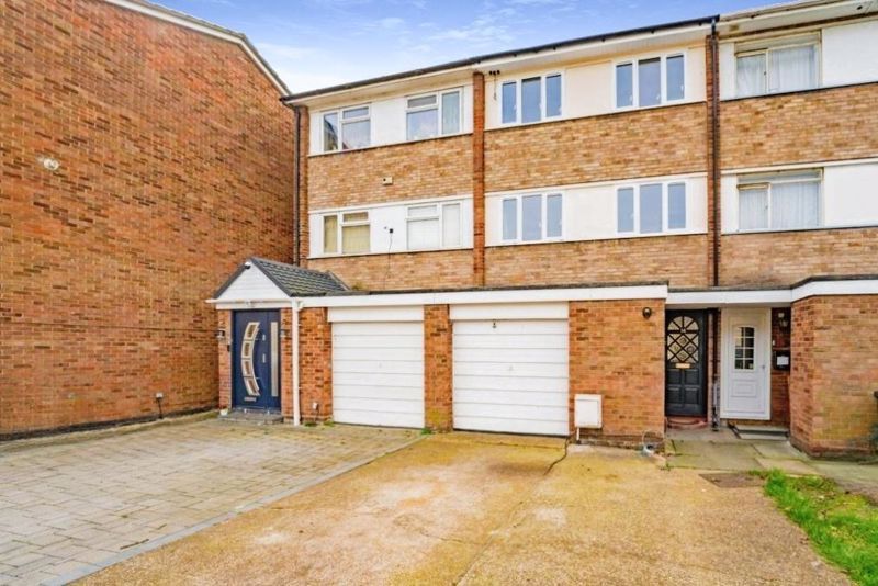 3 bed town house for sale in Merlin Close, Yeading, Hayes UB5 Zoopla